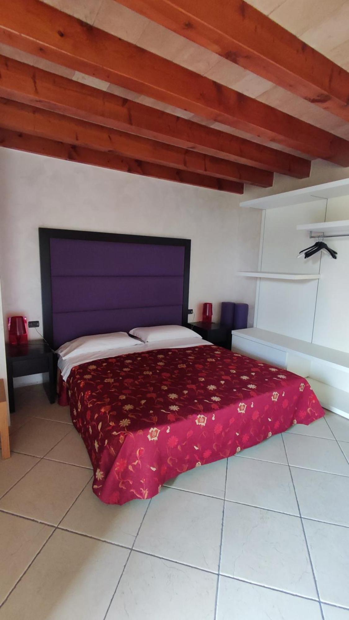 Albergo Le Piante Manerba del Garda Exteriör bild