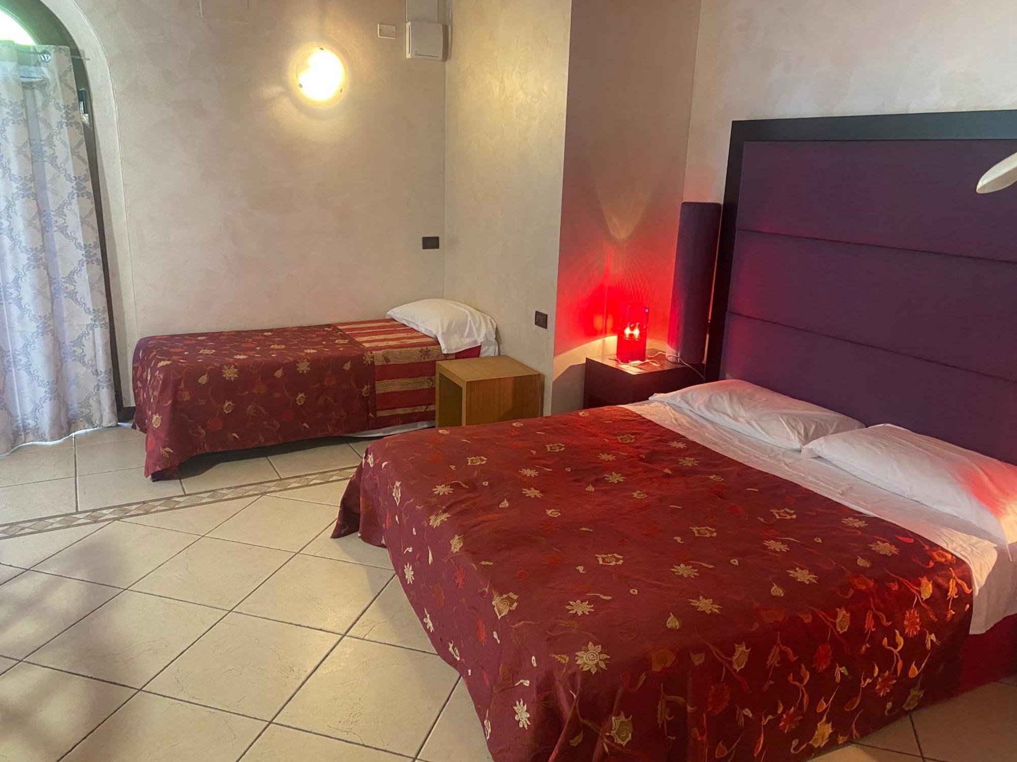 Albergo Le Piante Manerba del Garda Exteriör bild