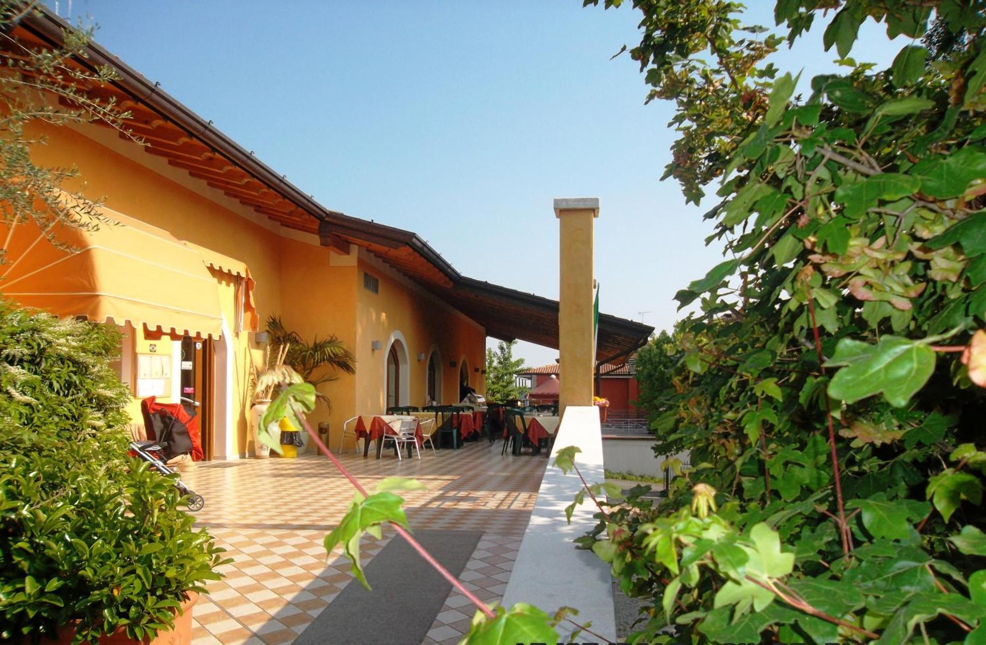 Albergo Le Piante Manerba del Garda Exteriör bild