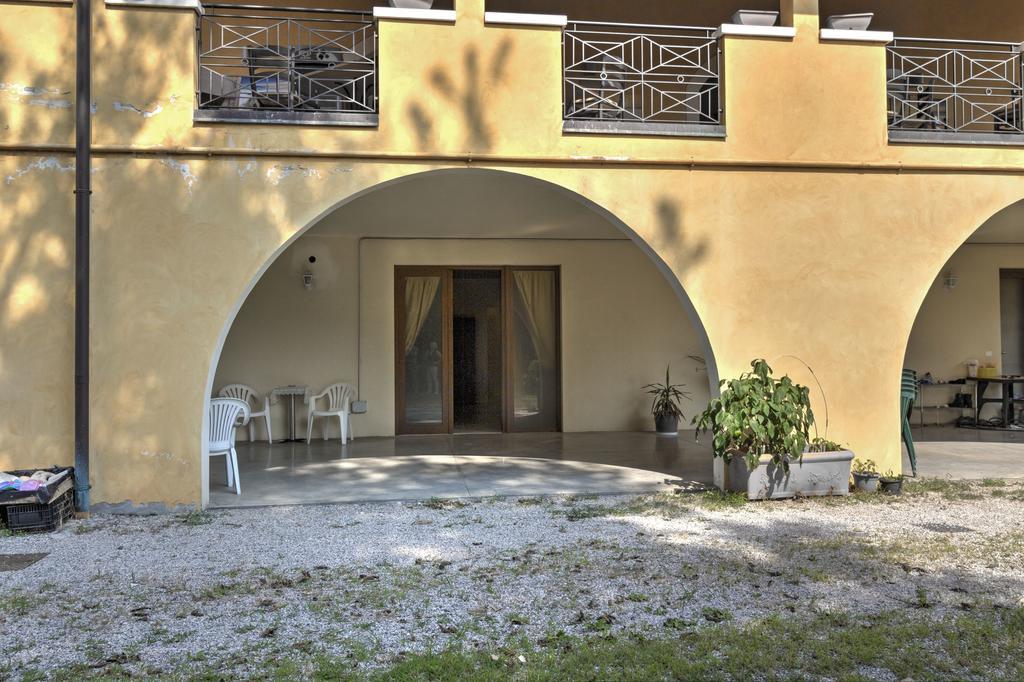 Albergo Le Piante Manerba del Garda Exteriör bild